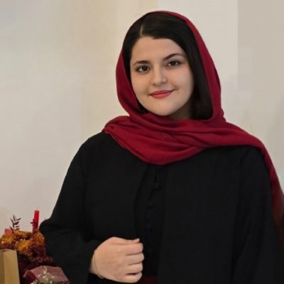 یاسمن نادری